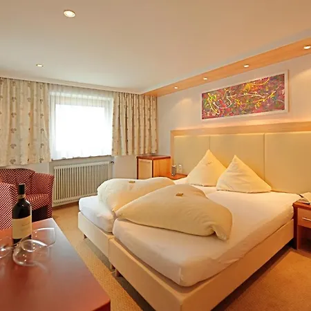 Готель Arnika 4*